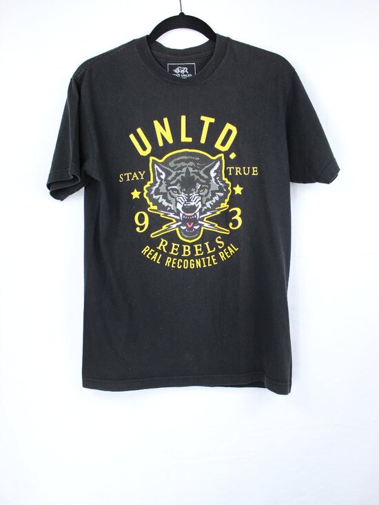 Ecko Unlimited Other - Ecko Unlimited "Stay True Rebels 93" Men's Black & Gold Graphic T-Shirt SZ L VTG